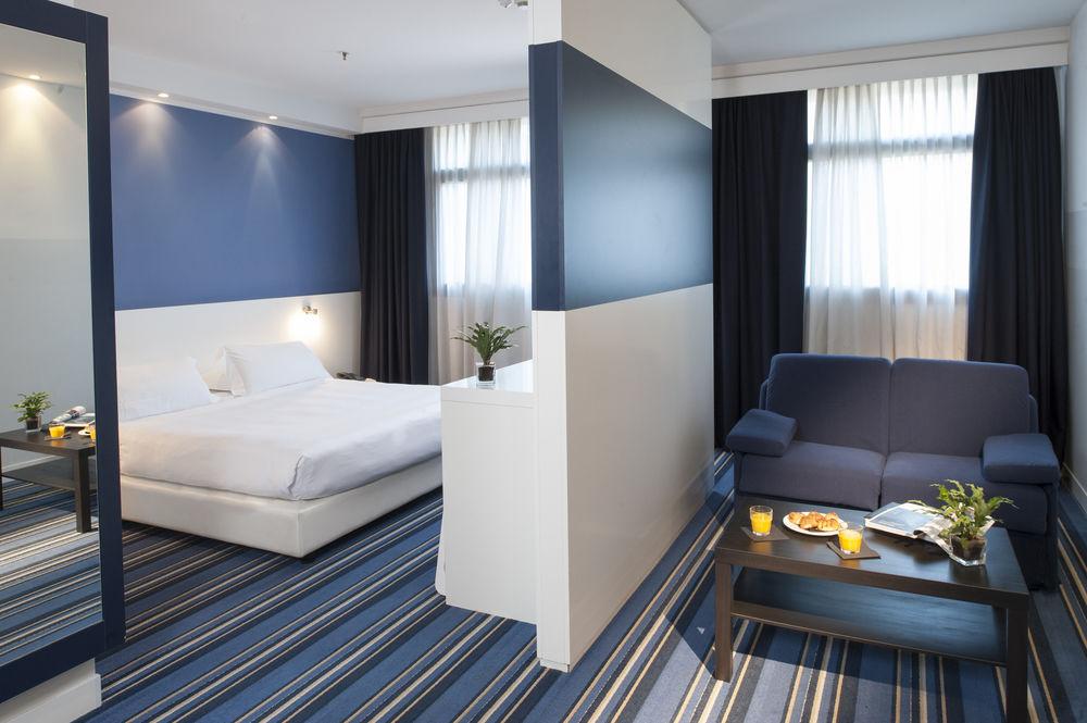 Hotel Neo